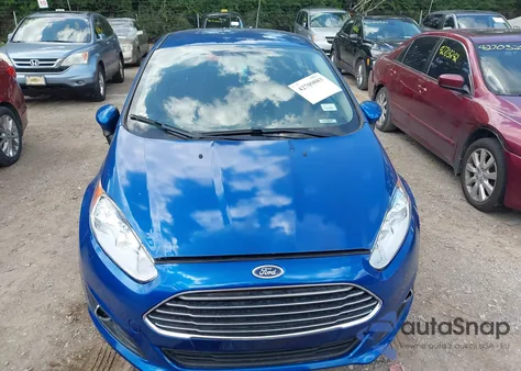 2018 Ford Fiesta Se z USA, uszkodzony, nr VIN 3FADP4EJ5JM119785